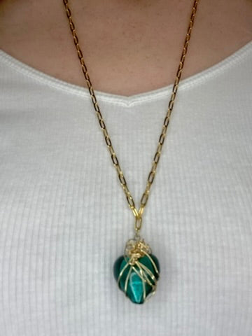 La Reine Bleu Necklace