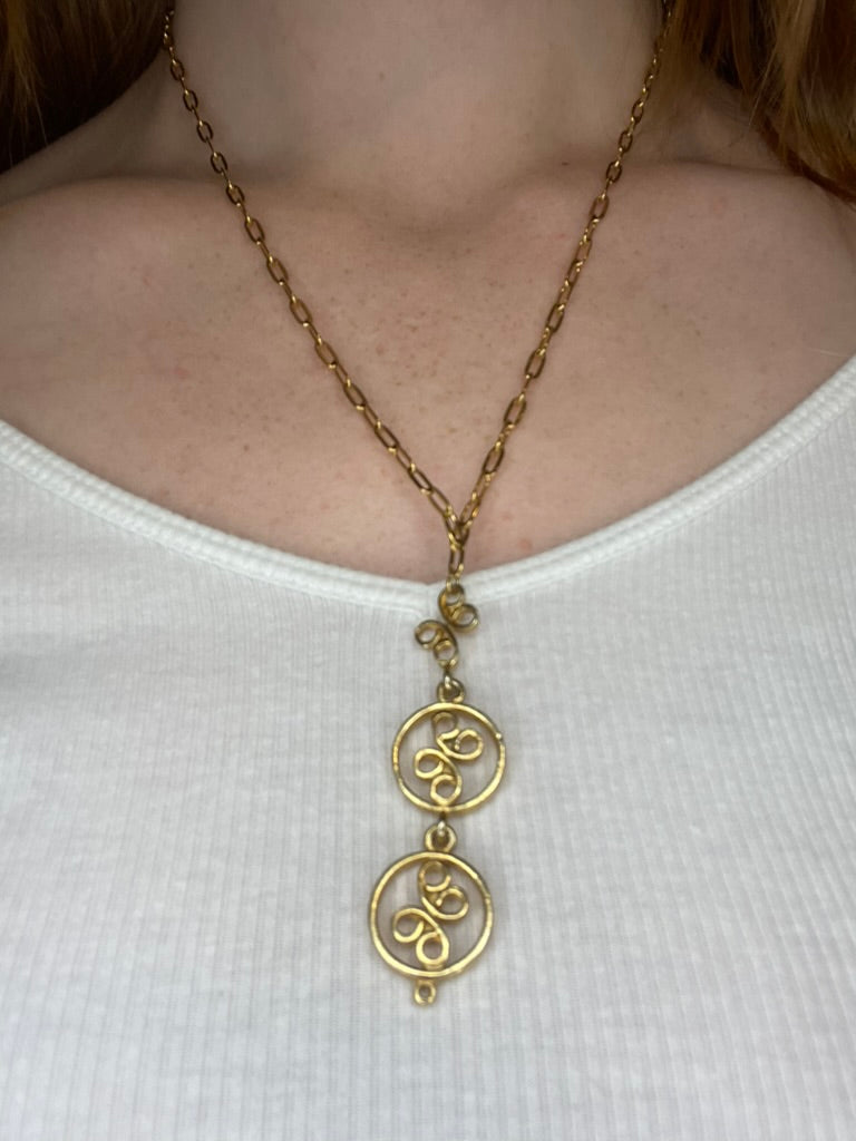 Les Liens Necklace