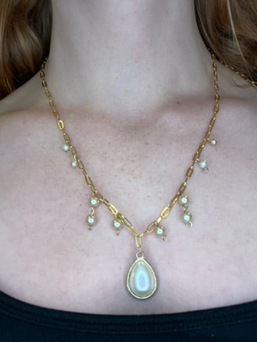 Lune de Perle Necklace