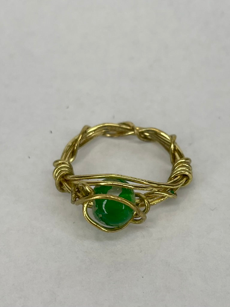 Émeraude Dorée Ring