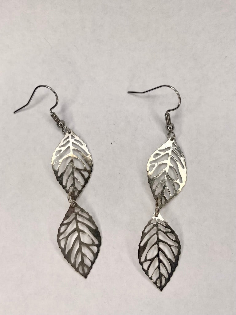 Feuille Earrings
